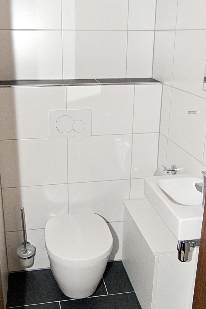 Separate Toilette Haus 93 im Feriendorf Öfingen Haus Mohnblume
